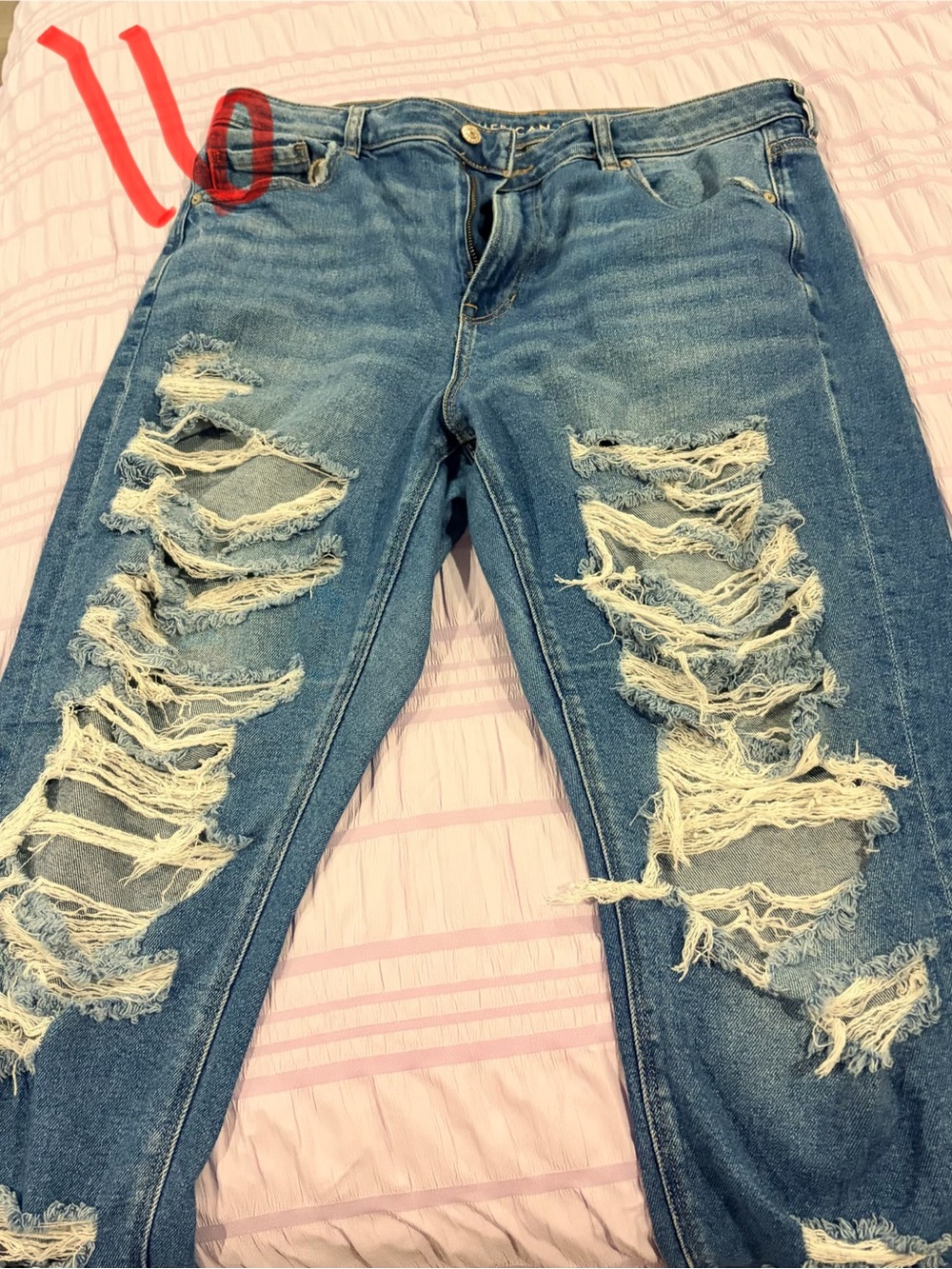 American Eagle Outfitters Distressed Blue Boyfriend Jeans